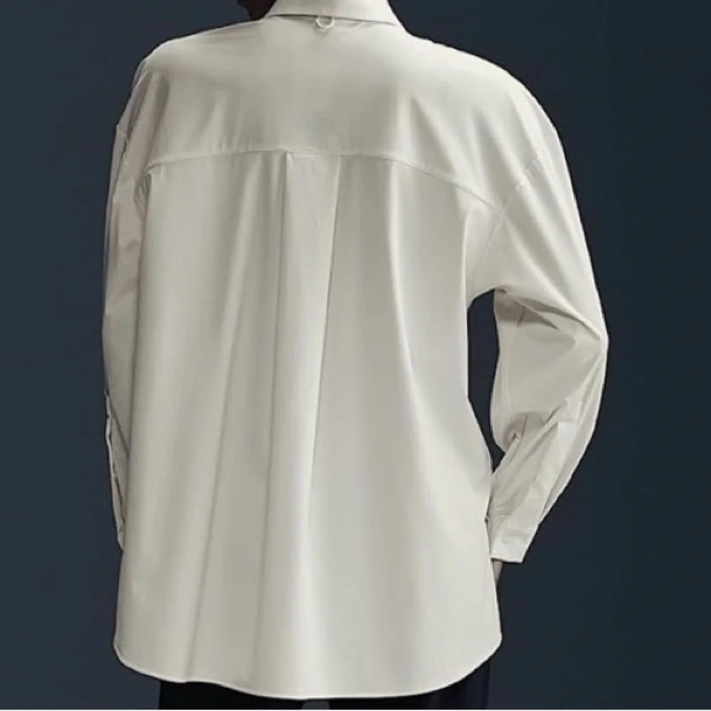 Women’s Nike DRI-FIT Large Button Down Shirt - Picture 3 of 12